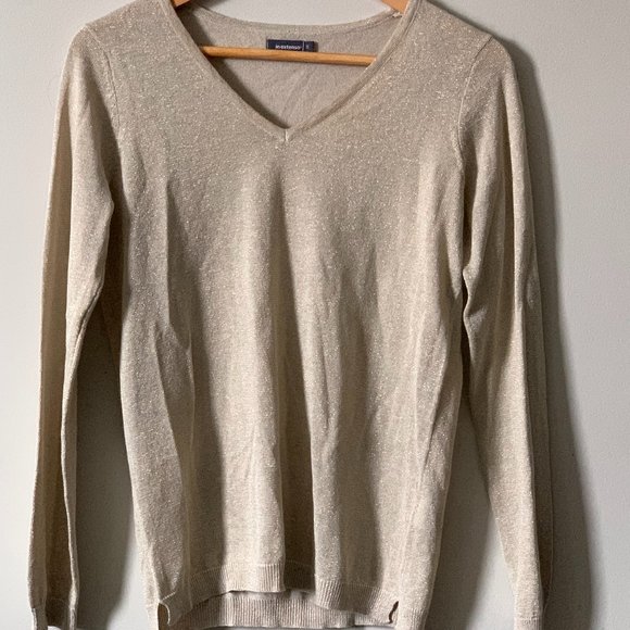 beige sweater - Picture 1 of 2